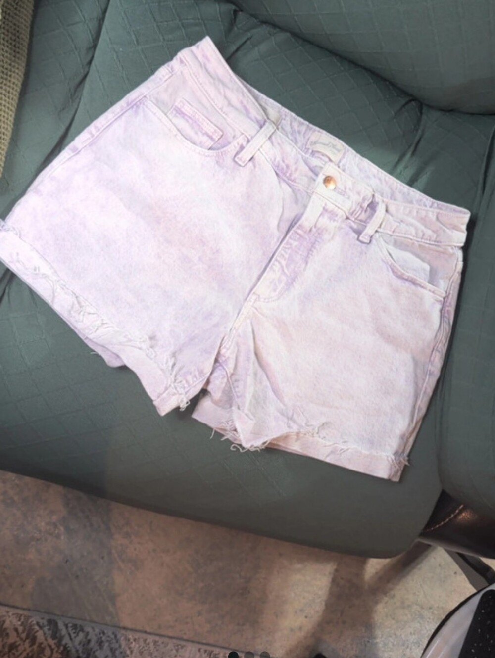 Universal threads size 10/30 purple jean short